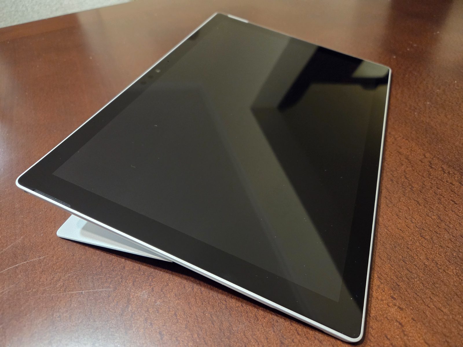 Microsoft Surface 8 - bilde 2
