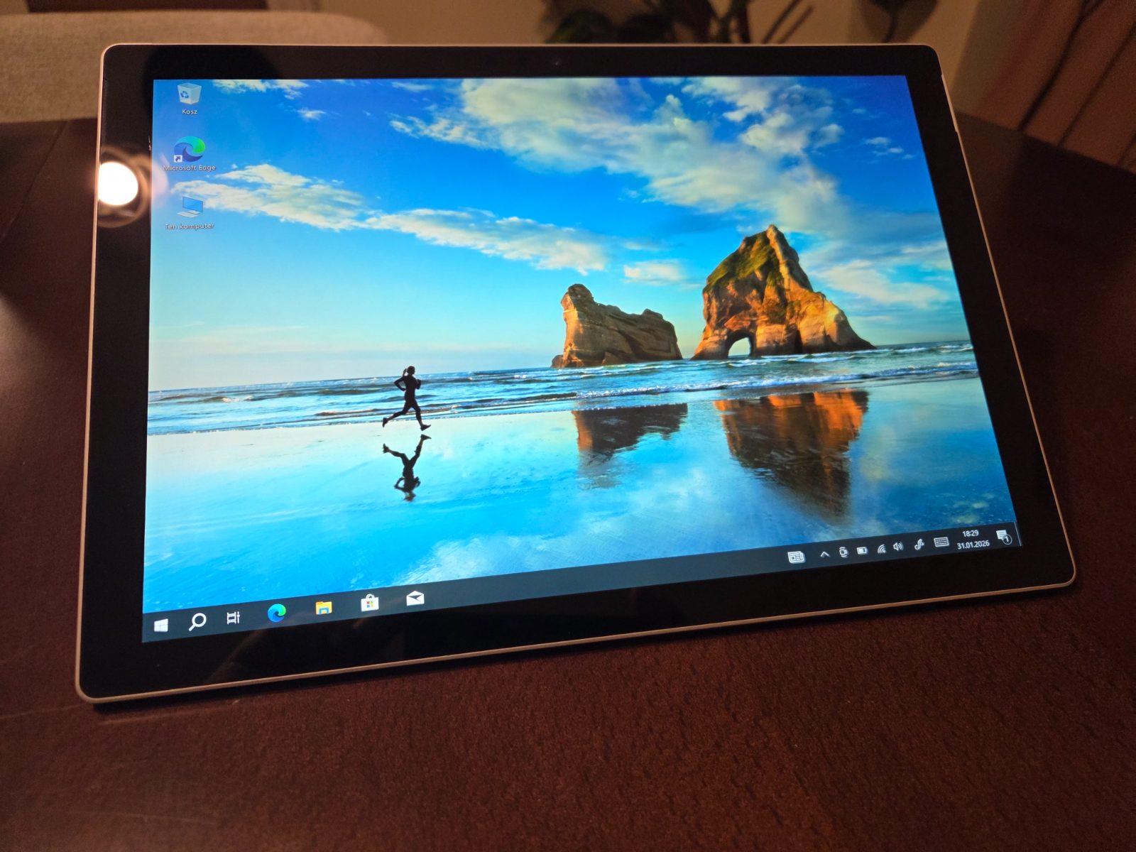 Microsoft Surface 8 - bilde 1